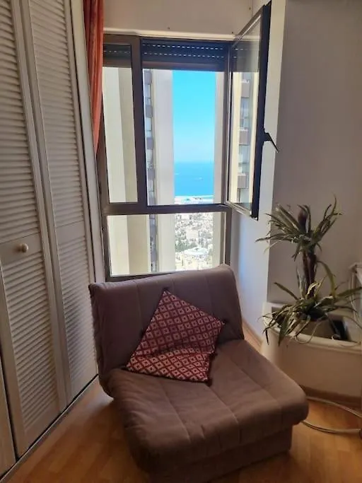 The Most Beautiful Apartment With Wonderful View 하이파 0*,  이스라엘
